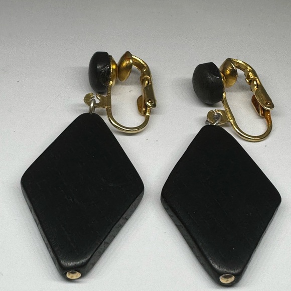 Art Deco Whitby Jet Drop Earrings Gold Plated Clip On 1920s Mourning - Picture 4 of 12